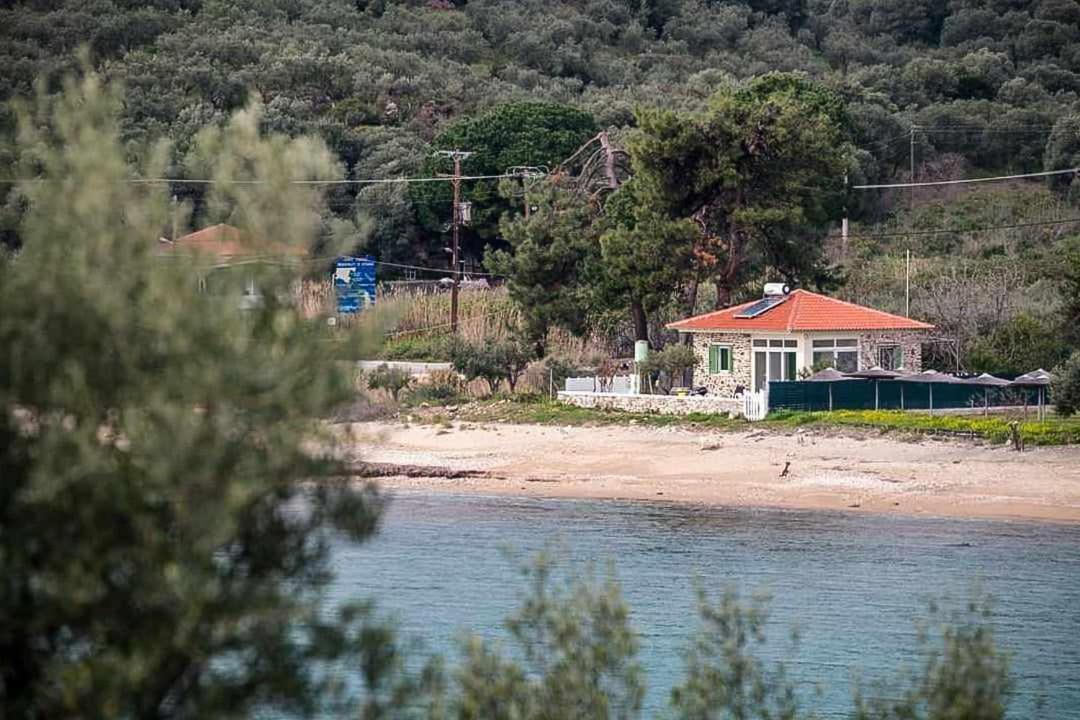 House Kokkalas On The Beach Pyrgadikia Eksteriør bilde